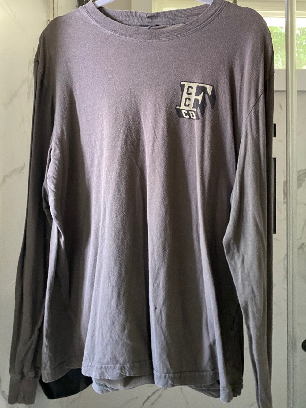 Cc f co long sleeve graphic tee medium large grey charcoal